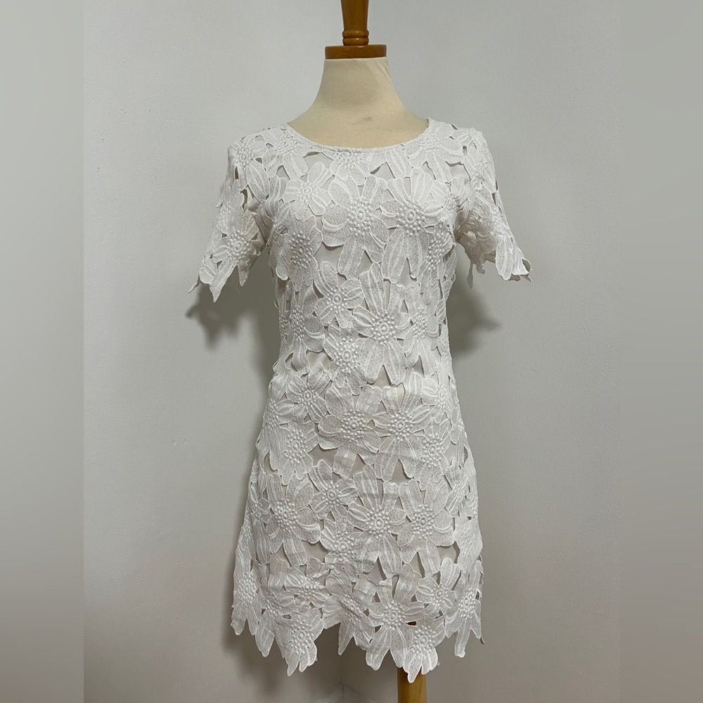 White lace dress size small